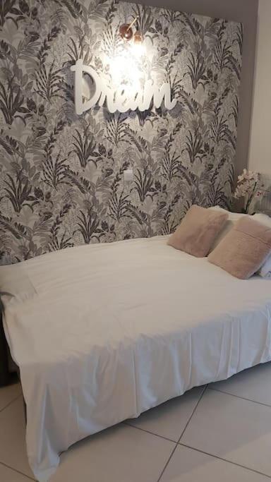 Marvellous Disney Home Magny Le Hongre 7 Min From Disneyland Bagian luar foto